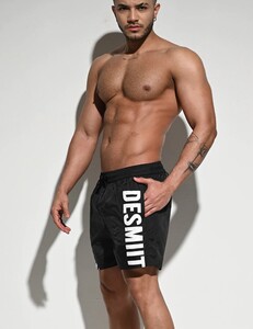 Фото - Пляжные шорты Desmit в спортивном стиле черного цвета - Men box