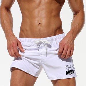 Фото - Мужские пляжные шорты AQUX белого цвета - Men box