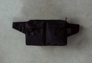 Фото - Чорна сумка-бананка Staff ak black - Men box