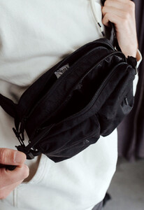 Фото - Чорна сумка-бананка Staff ak black - Men box
