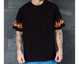 Фото - Чорна футболка з вогниками Staff flames oversize - Men box