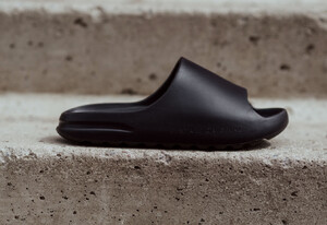 Фото - Тапочки (шлепанцы) Staff all black - Men box