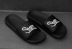 Фото - Тапочки с белым лого Staff black logo - Men box