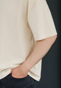 Фото - Однотонная оверсайз футболка Staff milk oversize basic - Men box