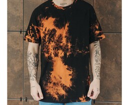 Фото - Черно-оранжевая футболка Staff tay day black & orange oversize - Men box