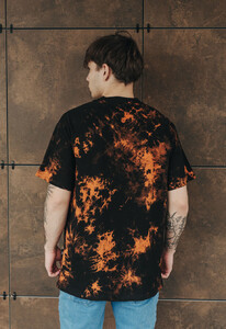 Фото - Черно-оранжевая футболка Staff tay day black & orange oversize - Men box