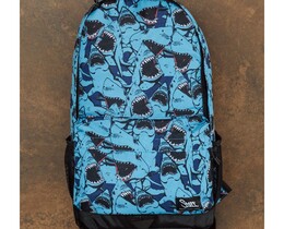 Фото - Рюкзак с акулами Staff 15L shark - Men box