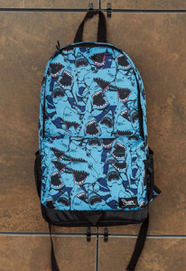 Фото - Рюкзак с акулами Staff 15L shark - Men box