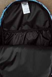 Фото - Рюкзак с акулами Staff 15L shark - Men box