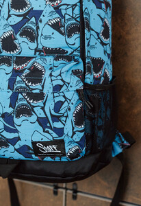 Фото - Рюкзак с акулами Staff 15L shark - Men box