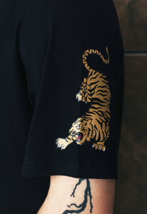 Фото - Футболка з тиграми Staff logo & tigers - Men box