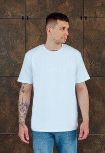 Фото - Белая однотонная футболка Staff white basic - Men box