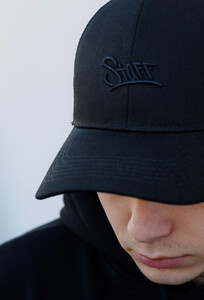 Фото - Кепка тракер чорного кольору Staff black logo - Men box
