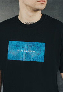 Фото - Мужская футболка черная Staff logo front - Men box