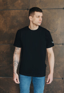 Фото - Однотонная черная футболка Staff black logo - Men box