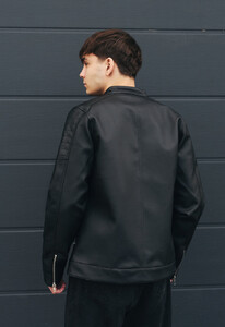 Фото - Демисезонная черная кожаная куртка Staff black - Men box