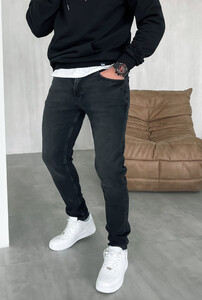 Фото - Приталенные джинсы черного цвета Staff black slim-fit - Men box