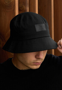 Фото - Однотонна чорна панама Staff black - Men box