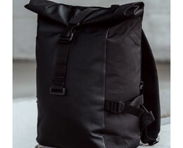 Фото - Черный рюкзак-мешок Staff roll 25L black - Men box