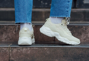 Фото - Мужские кремовые кроссовки Staff cream - Men box