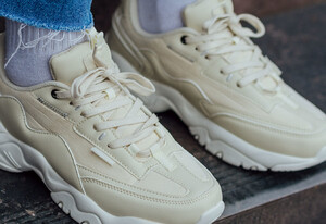 Фото - Мужские кремовые кроссовки Staff cream - Men box