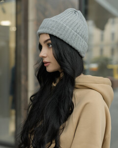 Фото - Светло-серая женская шапка Staff light gray - Men box
