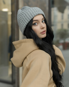 Фото - Светло-серая женская шапка Staff light gray - Men box