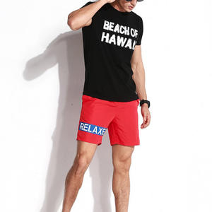 Фото - Шорты для мужчин от бренда Qike красного цвета - Men box