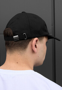 Фото - Однотонная черная бейсболка Staff black - Men box