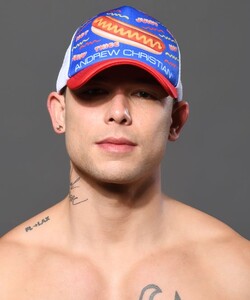 Фото - Бейсболка от Andrew Christian с ярким принтом Hot Dog - Men box
