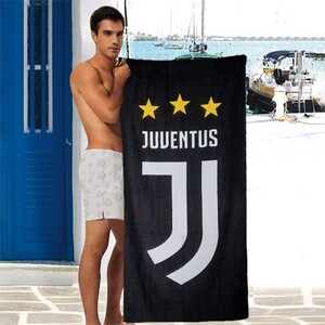 Фото - Полотенце для мужчин от Shamrock черное с лого Juventus - Men box