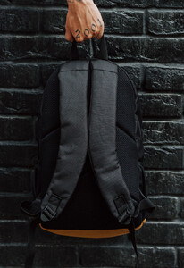 Фото - Рюкзак чорно-коричневий Staff 15L black & brown - Men box