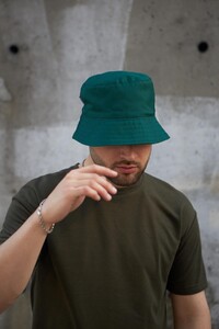 Фото - Бавовняна унісекс панама Intruder зеленого кольору - Men box