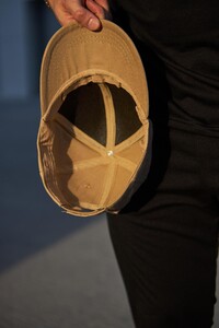 Фото - Базовая бейсболка от бренда Intruder MyCap в цвете хаки - Men box