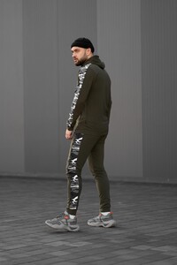 Фото - Универсальный мужской спортивный костюм Intruder Dazzle - Men box
