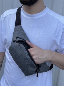 Фото - Базова чоловіча сумка-бананка Intruder сірого кольору - Men box