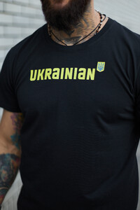 Фото - Повсякденна патріотична футболка Intruder чорна з лого Ukrainian - Men box