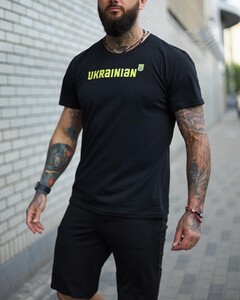Фото - Повсякденна патріотична футболка Intruder чорна з лого Ukrainian - Men box