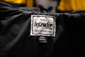 Фото - Стеганая демисезонная куртка от Intruder Temp - Men box