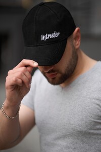 Фото - Повсякденна бейсболка Intruder mal чорного кольору - Men box