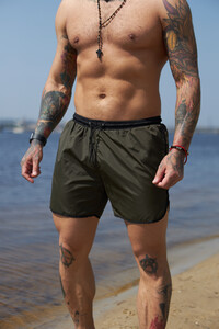Фото - Шорти для пляжу від Intruder кольору хакі з чорним кантом - Men box