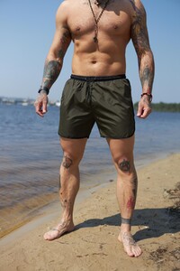 Фото - Шорти для пляжу від Intruder кольору хакі з чорним кантом - Men box