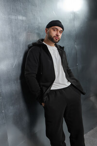 Фото - Базовий костюм на флісі Intruder Spirited Hot чорного кольору - Men box