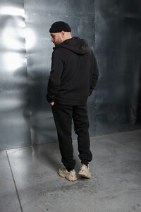 Фото - Базовий костюм на флісі Intruder Spirited Hot чорного кольору - Men box