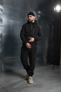 Фото - Базовий костюм на флісі Intruder Spirited Hot чорного кольору - Men box