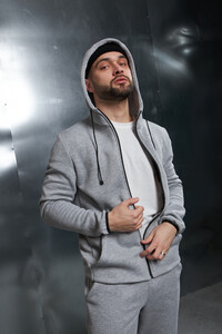 Фото - Теплый мужской костюм Intruder Spirited Hot серого цвета - Men box