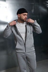 Фото - Теплый мужской костюм Intruder Spirited Hot серого цвета - Men box