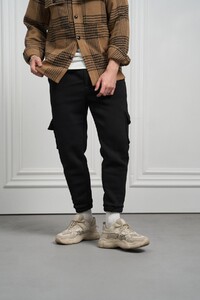 Фото - Теплі штани Intruder Cose трикотажні чорного кольору - Men box