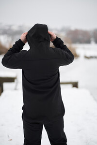Фото - Повсякденна куртка Intruder Softshell чорного кольору - Men box