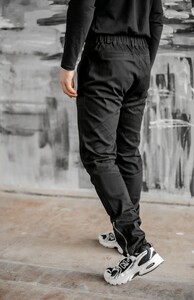 Фото - Базовые котоновые штаны Intruder Strider черного цвета - Men box